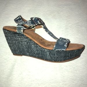 Lucky Brand Denim Sandals Size 8.5